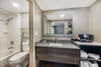 Room, 1 Queen Bed, Non Smoking (Exterior Corridor)