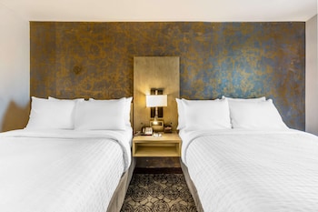 Room, 2 Double Beds, Non Smoking (Exterior Corridor)