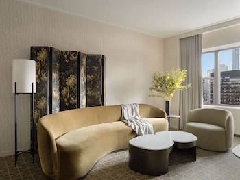 Suite, 1 Bedroom, City View