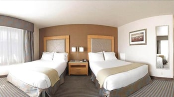 Standard Room, 2 Double Beds, Accessible (Communications)