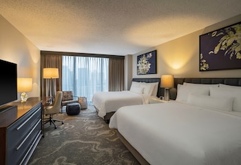 Traditional Room, Multiple Beds (Mobility/Hearing Accessible, Tub)