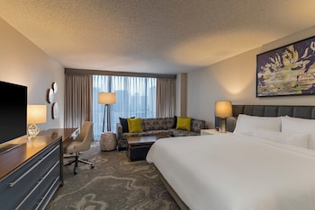 Deluxe Room, 1 King Bed