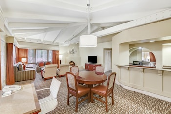 Signature Suite, 1 King Bed