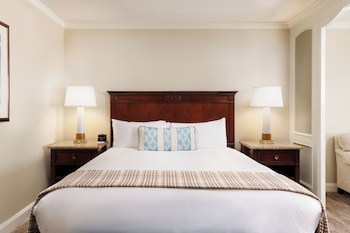 Tower Luxury One King
