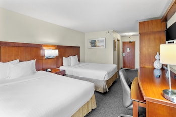 Deluxe Room, 2 Queen Beds, Non Smoking, City View