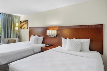 Deluxe Room, 2 Queen Beds, Non Smoking, City View