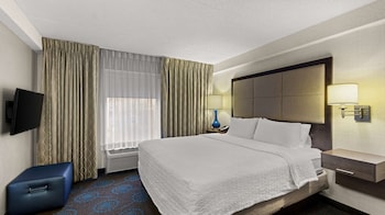 Suite, 1 King Bed, Non Smoking