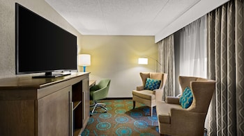 Suite, 1 King Bed, Non Smoking