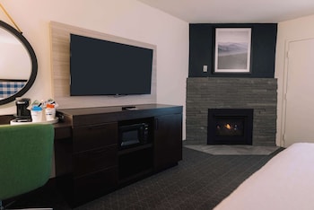 Suite, 1 King Bed