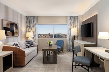 Superior Room, 1 King Bed