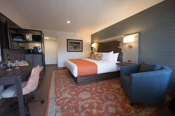 Deluxe Single Room, 1 King Bed, Non Smoking