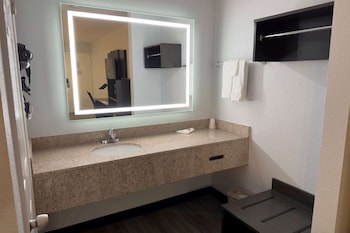 Room, 1 King Bed, Accessible, Bathtub