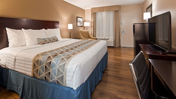 Standard Room, 1 King Bed, Non Smoking