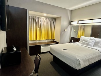 Room, 1 Queen Bed, Non Smoking