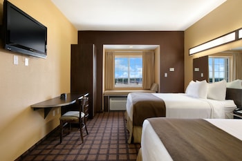 Standard Room, 2 Queen Beds, Non Smoking (Mobility Accessible)