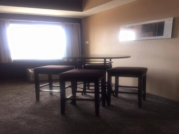 Studio Suite, 1 King Bed, Non Smoking