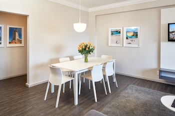 Apartment, 3 Bedrooms, Balcony, Sea View