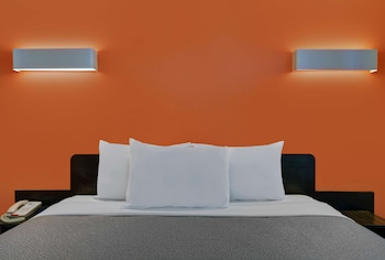 Standard Room, 1 Double Bed, Accessible, Non Smoking