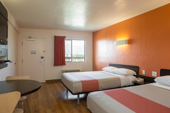 Standard Room, 2 Double Beds, Accessible, Non Smoking
