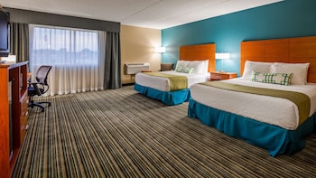 Standard Room, 2 Queen Beds, Non Smoking, Refrigerator & Microwave