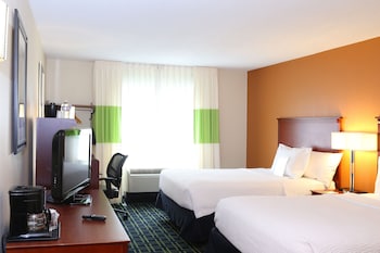 Standard Room, 2 Double Beds, Non Smoking (Interior Corridor)