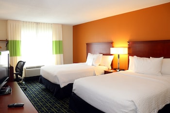 Standard Room, 1 King Bed, Non Smoking (Exterior Corridor)