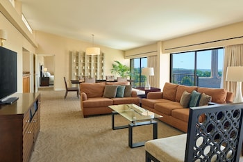 Club Suite, 1 Bedroom (SW-M)