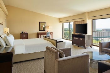 Club Suite, 1 Bedroom (SW-M)