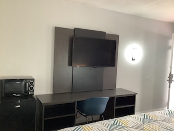 Standard Room, 2 Double Beds, Non Smoking