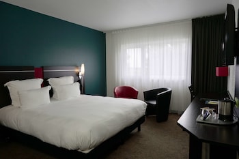 Classic Room, 1 King Bed (King)