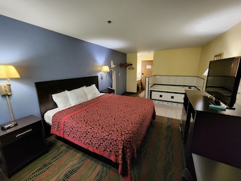 Studio Suite, 1 King Bed, Non Smoking