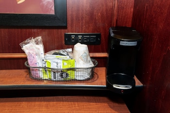 Superior Room, 1 King Bed (Smoke Free)