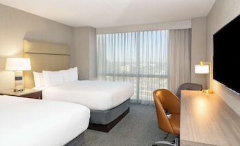 Room, 2 Queen Beds