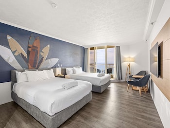 Deluxe Room, 2 Double Beds, Ocean View