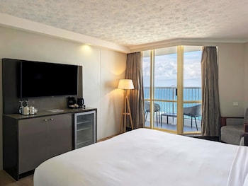 Superior Room, 1 King Bed, Ocean View