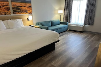 Suite, 1 King Bed, Non Smoking