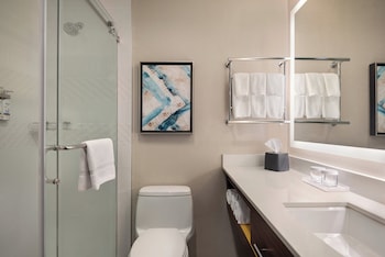 Standard Room, 2 Queen Beds (Family)