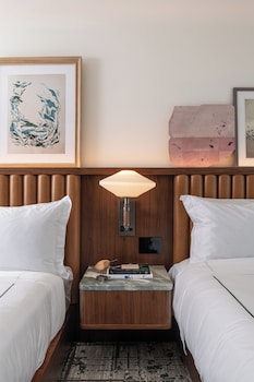 Signature Room, 2 King Beds