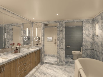Grand Deluxe Suite Accessible