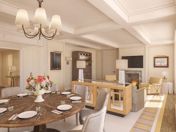 Suite (Greywacke Heritage)
