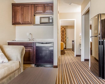 Suite, Multiple Beds, Non Smoking