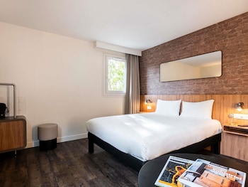 Superior Room, 1 Double Bed, Mobility Accessible