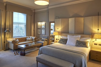 Junior Studio Suite