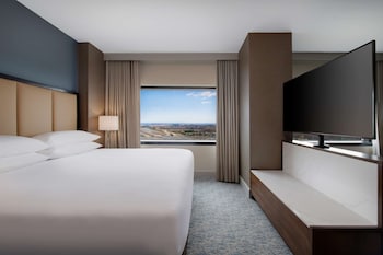 Room, 1 King Bed (High Floor)