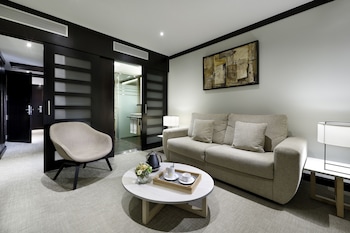 The Level Junior Suite (2 Adults + 2 Children)