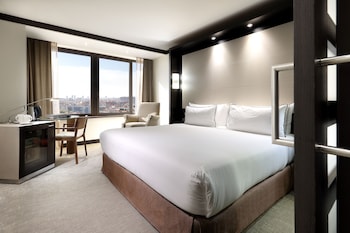 Premium Room, City View