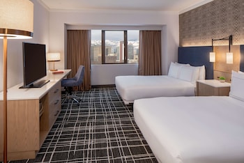 Suite, 2 Queen Beds, Accessible (Roll-in Shower)