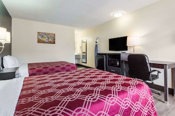 Standard Room, 2 Double Beds, Non Smoking