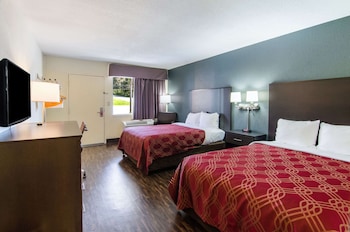 Standard Room, 2 Double Beds, Non Smoking