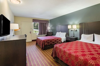 Standard Room, 2 Double Beds, Non Smoking